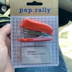 Mini Stapler + 800 standard staples